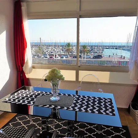 Cristina Port & - * Masnou